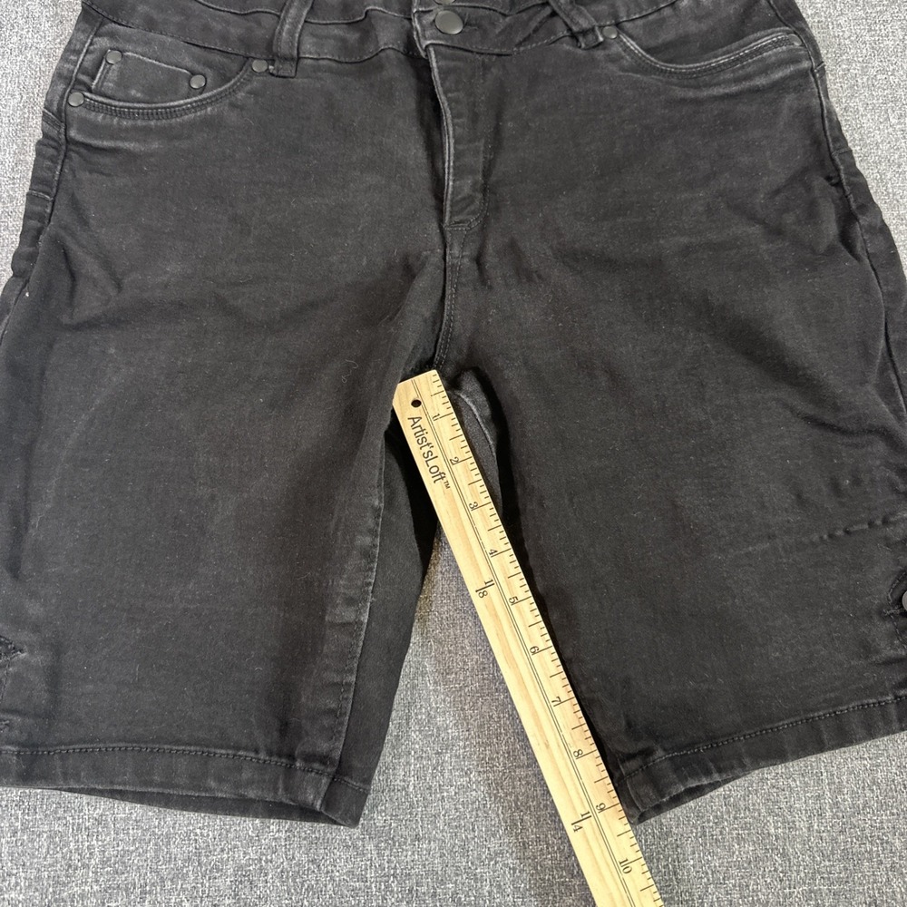 Suko Jeans Women's Black Bermuda Shorts Size 12 Stretch Mid Rise Snap Hem - Picture 5 of 6